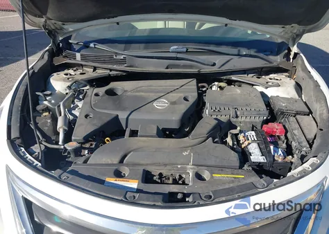 2015 Nissan Altima 2.5 S из США, поврежденный, VIN 1N4AL3AP4FN340388